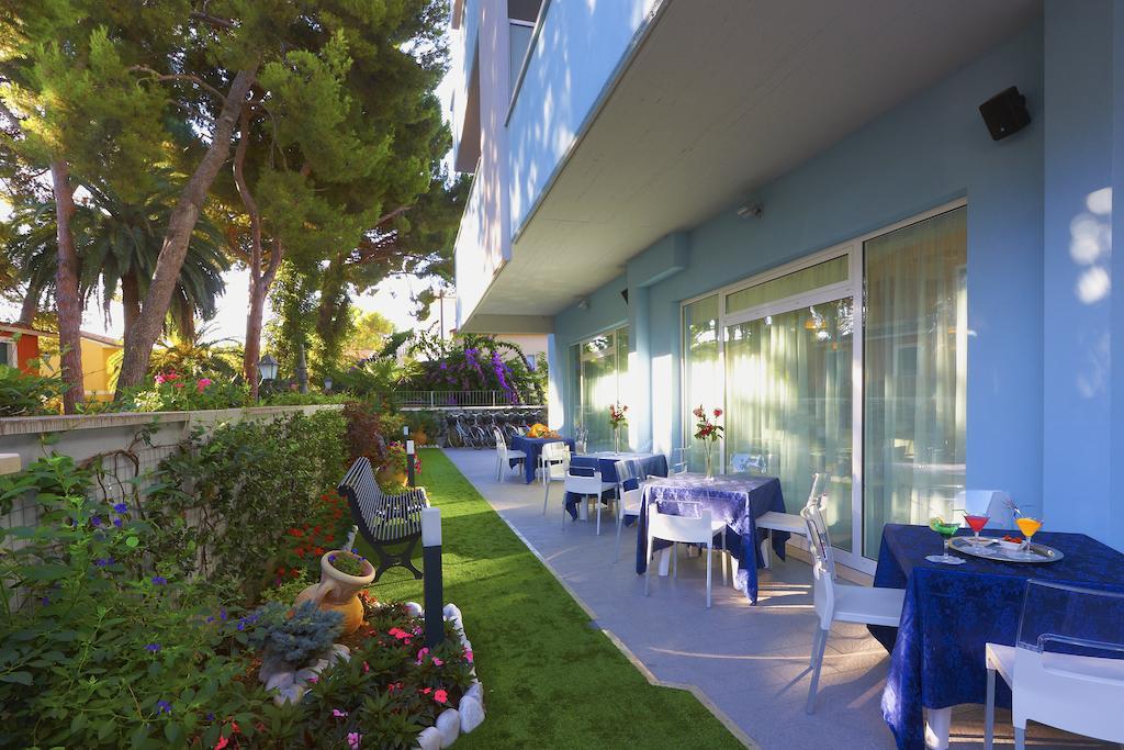 Aurea Hotel Tortoreto Esterno foto